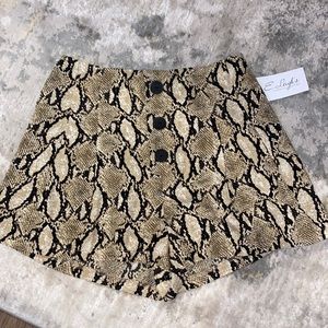 Lush clothing shorts